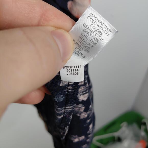 J Jill Top Womens 4X Floral Stretch Casual Weekend Elastic Neck Navy Pink - Picture 8 of 9